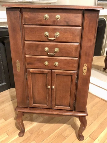 Beautiful Vintage Ethan Allen Georgian Court Jewelry Armoire Cherry Finish Cover