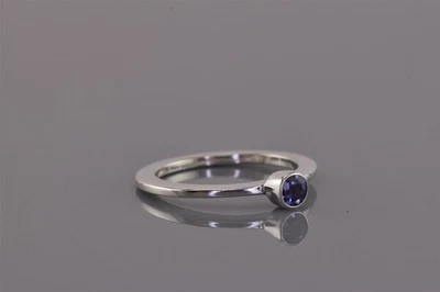 Anillo de plata esterlina púrpura circonita cúbica apilable banda plana 925 talla: 7 Foto 1 de 4