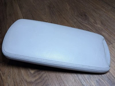 Lexus IS250 IS350 2006-2013 consola central reposabrazos tapa cubierta cuero OEM gris Foto 1 de 4