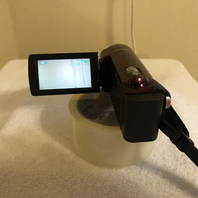 [Clean!] JVC Full-HD Everio GZ-E10RU Camcorder Red Tested! - Image 1 of 4