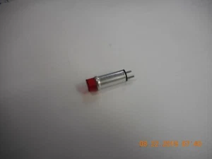 CML010 RED LENS 18 VOLT 40ma LIGHT - Imagen 1 de 2
