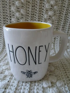 Rae Dunn Spring HONEY (BEE DESIGN) Coffee Tea Mug NEW - Picture 1 of 1