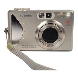 TOSHIBA PDR-5300 5MP DIGITAL CAMERA (For Parts/Repair Only) **Memory Card Error - Picture 1 of 7