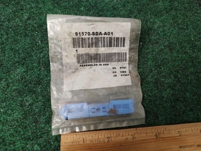 Genuine Acura 2004-2014 Acura TL - Clip T-Stud (A)(Blue) 91570-SDA-A01 1M4 - Image 1 of 4