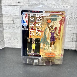 Figura Mattel Kobe Bryant Superstars 1999-2000 con tarjeta UD Lakers nueva sin usar, en caja - Imagen 1 de 10