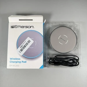 Emerson Wireless Charging Pad 10W | USB | Grey w/ Blue Light | ER-WC200 - Picture 1 of 6