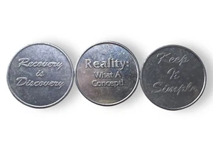 Alcoholics Anonymous AA (Lot of 3) Serenity Prayer Vintage Aluminum Token Coins - Picture 1 of 3