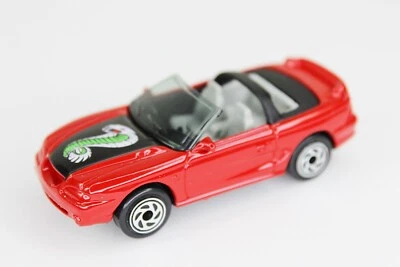 Ford Mustang Cobra Hot Rod 1995 Matchbox escala 1:61 rojo bonito Foto 1 de 4