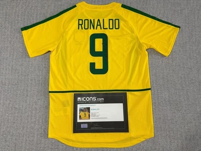 Футболка с автографом Роналду из Бразилии 2002 чемпионат мира с сертификатом подлинности - Изображение 1 из 4