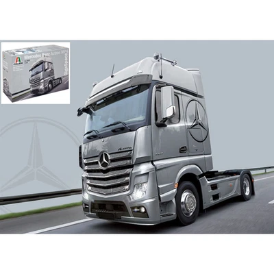 MERCEDES BENZ ACTROS MP4 GIGASPACE SILVER KIT 1:24 Italeri Kit Camion Modellino  - Immagine 1 di 3
