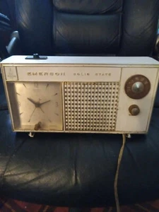 Emerson Solid State vintage clock radio white 1950's made in USA model 31L15 - Picture 1 of 5