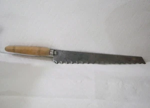 Vintage Bakery Kitchen BREAD Slicing Serrated KNIFE Board L.F.C. UNIVERSAL - Picture 1 of 13