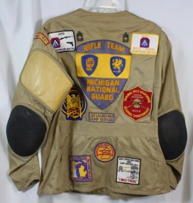 Chaqueta acolchada de colección 10-X parches de los años 1950-70 club de tiro competencia NRA Nat Guard Foto 1 de 4