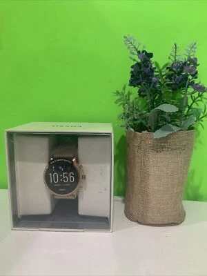 Fossil FTW6054 Pink/Gold Smartwatch 40mm - Image 1 of 4