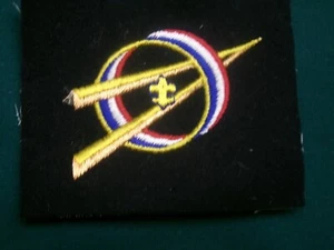 1950-60's Explorer Circle V Design Cut Edge Felt Blue Blazer Patch   IN7 - Picture 1 of 1