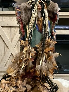 Rare Signed Native American Hand Carved Sculpture (Chief Running Water) - Picture 1 of 10