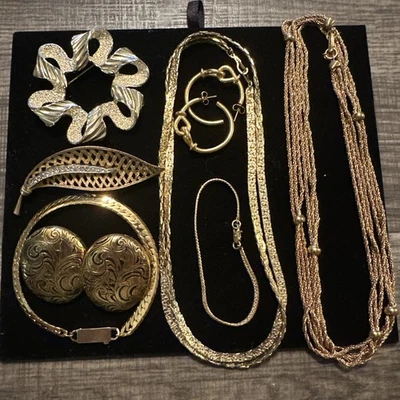 Lote de bisutería vintage retro MCM algunos firmados Avon Park Lane Coventry Foto 1 de 4