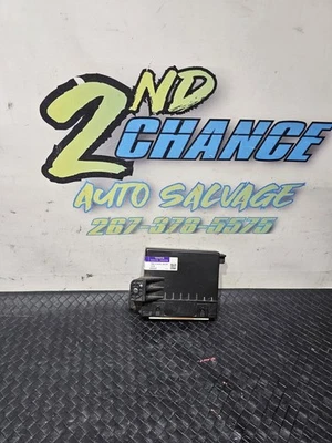 2009-2012 TOYOTA RAV4 TEMPERATURE CONTROL MODULE OEM 88650-0R040 - Image 1 of 2