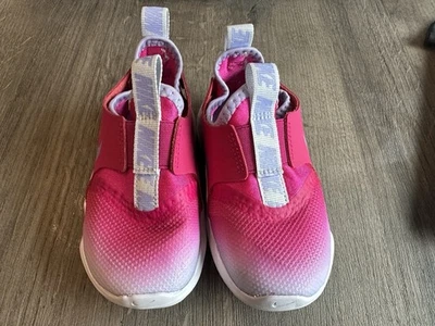 Nike Flex Runner talla 3C Fireberry púrpura niñas sin cordones zapatillas zapatos  Foto 1 de 4