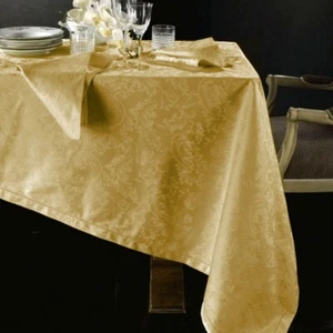 Tovaglia PIAZZA PITTI 150x180 cm in fiandra con 6 tovaglioli oro Manuela - Foto 1 di 1
