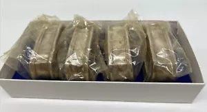Juego de 4 bandas de servilletas Chippendale plateadas entretenidas finas para comedor - Imagen 1 de 8