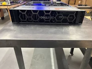 DELL EMC PowerEdge R740 chassis with Rail Kit & Cable management NO RAM/HHD - Picture 1 of 9