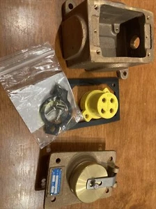 Eaton Crouse Hinds Pauluhn 3101B-125E1 Water Tight Pin And Sleeve Receptacle - Picture 1 of 4