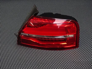 Original Audi A8 4H Facelift Rückleuchte Rücklicht Außen Rechts 4H0945096K - Bild 1 von 8