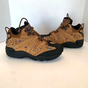 hiking shoes reebok