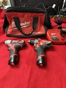 Milwaukee 2462-20/2504-20 12V CORDLESS DRILL DRIVER/IMPACT DRIVER 3 Batteries - Picture 1 of 13