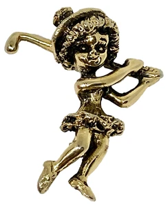 Vintage Signed Tortolani Lady/Girl/Female Golfer Golf Club Gold Tone Brooch Pin - Picture 1 of 5