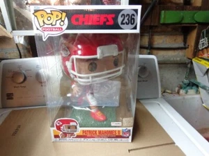 PATRICK MAHOMES II KANSAS CITY CHEIFS FUNKO POP JUMBO EXCLUSIVE FANATICS #236 NI - Picture 1 of 6