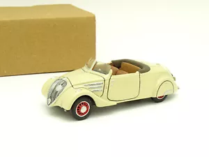 Logerot Resina SB 1/43 - Peugeot 402 Cabriolet 1936 Crema - Foto 1 di 4