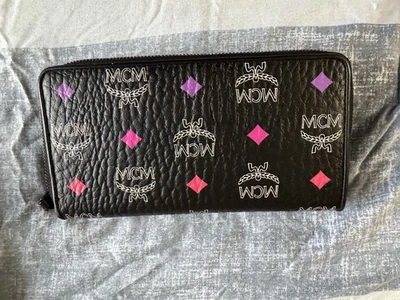 Bolso sin asas MCM Spectrum Diamond Visetos cremallera negro Foto 1 de 4