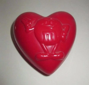 M&M MARS VALENTINE'S DAY HOLIDAY HEART SHAPED PLASTIC CANDY CONTAINER - Picture 1 of 2