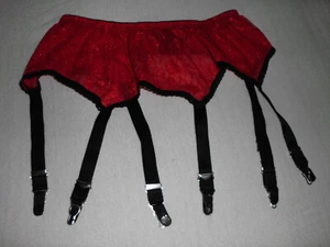 Strumpfhalter - 6 Strapse - Metall - Rot - Gr. XL - Bild 1 von 1