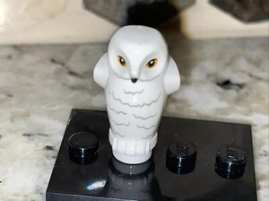 LEGO Minifigure White Owl Hedwig from Harry Potter 92084pb03 10217 c3 - Picture 1 of 4