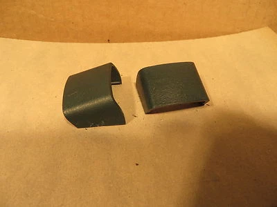 LINCOLN TOWN CAR 95 96 97 1995-1997 PUERTA TIRADOR PERNO CUBIERTA JUEGO DE 2 OEM VERDE Foto 1 de 2