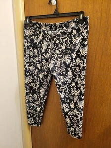 Under Armour Girls Yxl Xlarge Fitted Motion Printed Ankle Crop Legging Pants New - Picture 1 of 24