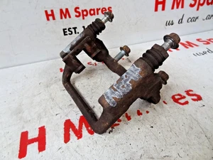 HONDA FRV REAR CALIPER CARRIER WITH SLIDERS & MOUNT BOLTS 2004~2009 ⚡RAPID POST⚡ - Picture 1 of 5