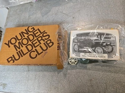 Aurora 1/16 Scale 1909 Stanley Steamer Model #154 Open Box. Contents Sealed. - Image 1 of 4