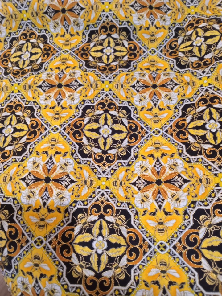 Buzzworthy Medallion by Greta Lyn for Kanvas Benartex Bee Quilt Fabric 44w x 84L - Image 1 of 3