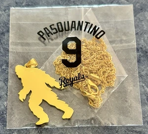 Vinnie Pasquantino PASQUATCH Gold Necklace 2025 KC Royals SGA - NotA Bobblehead - Picture 1 of 3