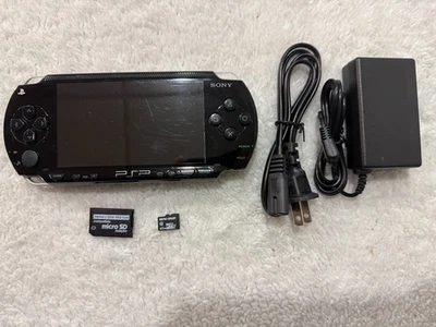 Sony PSP 1000 1001 US Handheld Black Console 32GB Memory Card Works Great!! - Image 1 of 4