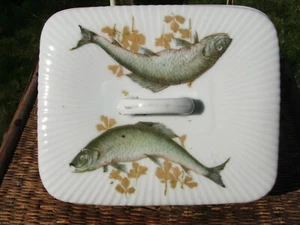 A1 Sardine Dish Ribbed with Sardine & Seaweed Transfers 1930s Vintage Original - Picture 1 of 4