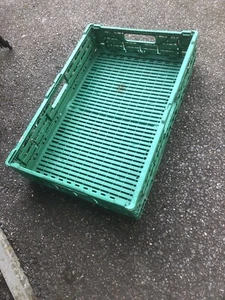 STORAGE BOXES CRATES CONTAINERS - 600/400/110mm Deep - fold flat STACKABLE type - Picture 1 of 3