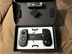 New Open Box - BACKBONE One Mobile Gaming Controller Lightning Connector - Picture 1 of 6