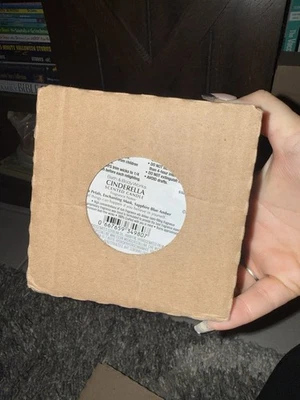 *NEW* DISNEY PRINCESS ~ CINDERELLA ~ 3 Wick CANDLE  ~ Bath & Body Works - Image 1 of 2