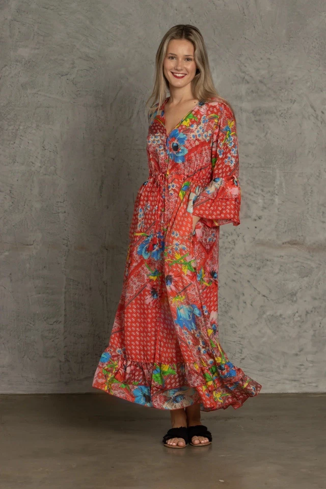 Johnny Was Martha Trina 围巾印花丝绸迷笛连衣裙红色花卉二手状况完好 XL — 第 1/4 张图片