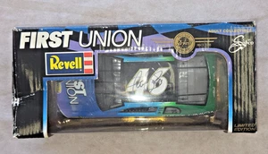 Revell Jeff Green 1998 First Union #46 Chevy Monte Carlo 1:24 scale Signed-NoCOA - Picture 1 of 12